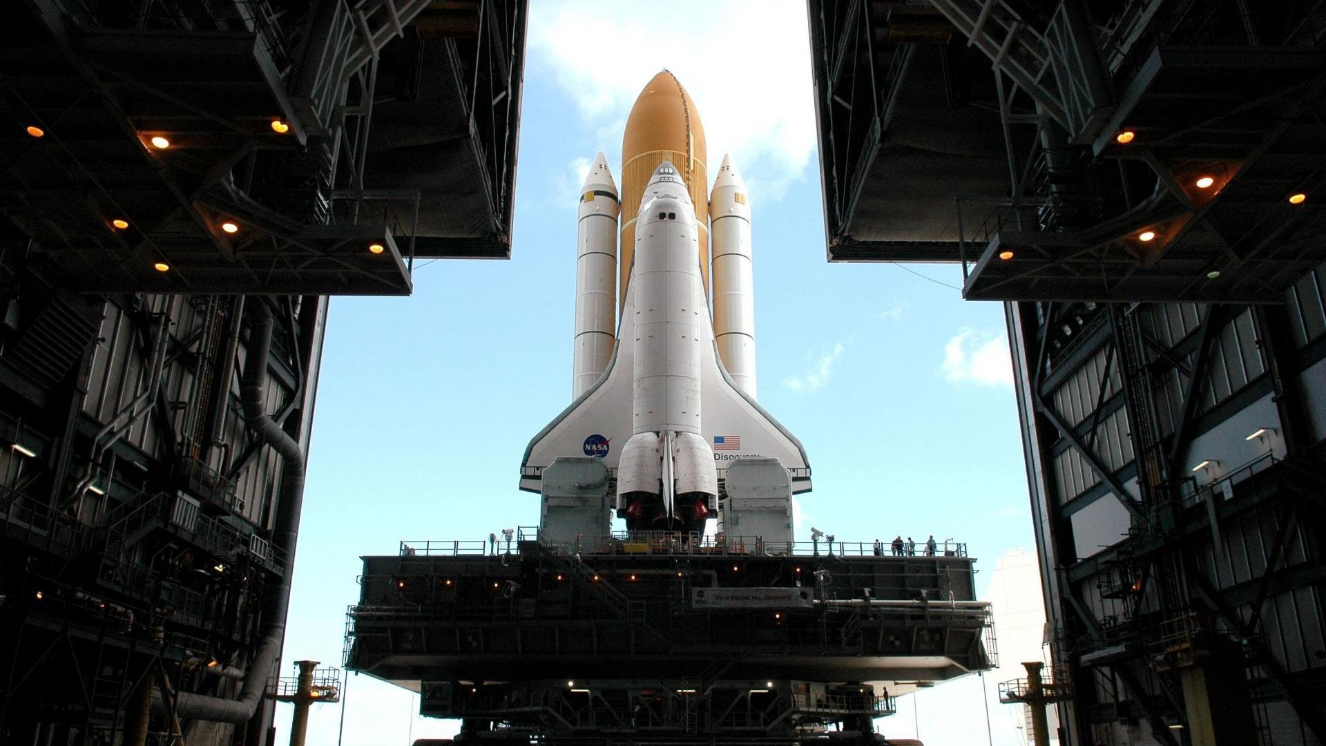 开云官网登录-中学生篮球比赛火热开赛，校园体育氛围浓厚，初中篮球赛事